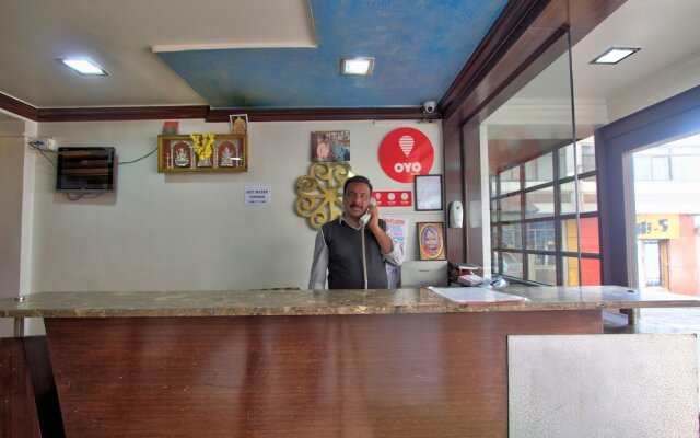 OYO 8736 Hotel Pratham International