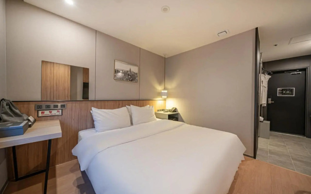 Gwangalli Gray 193 Hotel