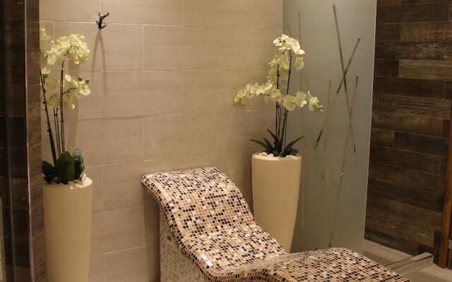 Atera Business Suites