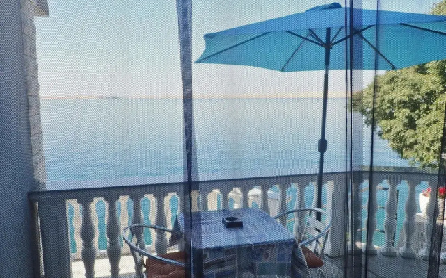 Apartments Lilly BY THE SEA