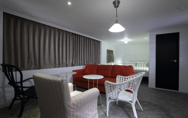 Hillside Hotel