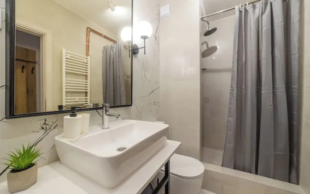 Modern Studio in Central Pirot