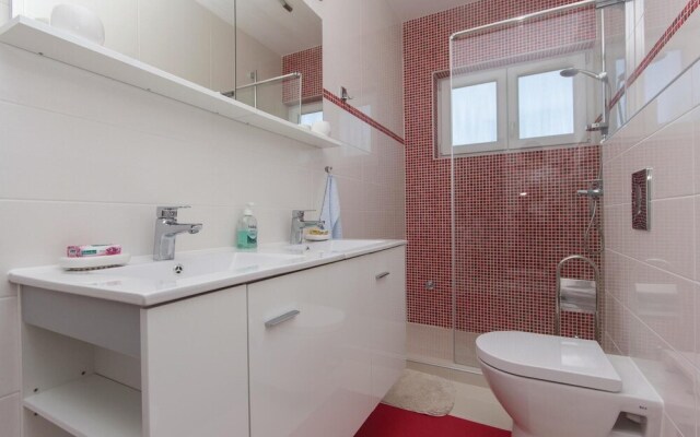 Beautiful Home in Medulin With Wifi and 3 Bedrooms