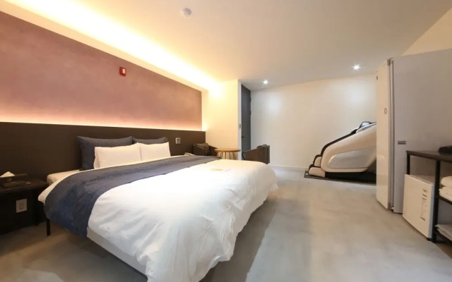 2 Night Business Hotel