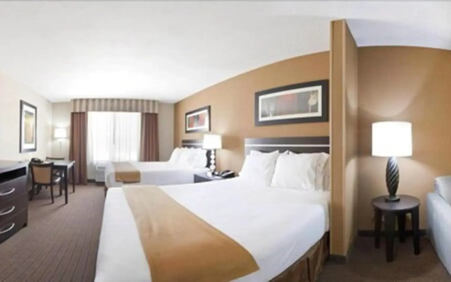 Holiday Inn Express Hotel & Suites LAMAR by IHG