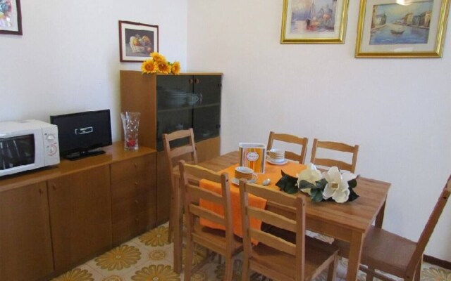 Three-room Apartment in a Nice Villa With Garden - Beach Place Included