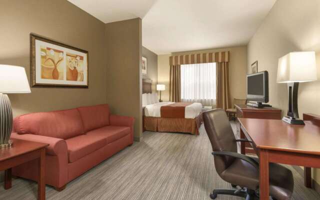 Seffner Inn and Suites