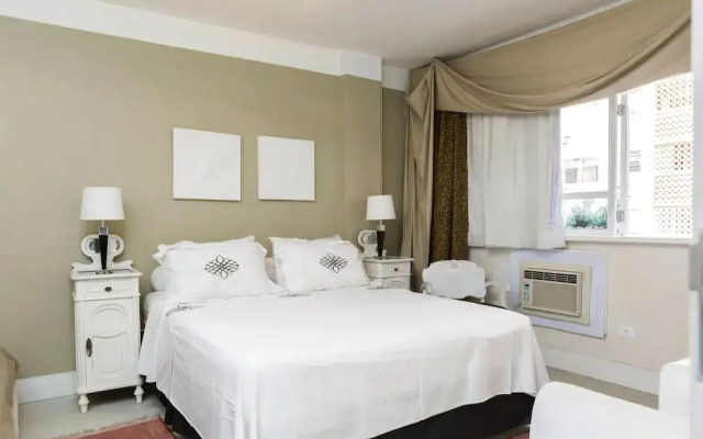 Studio Premium Leblon