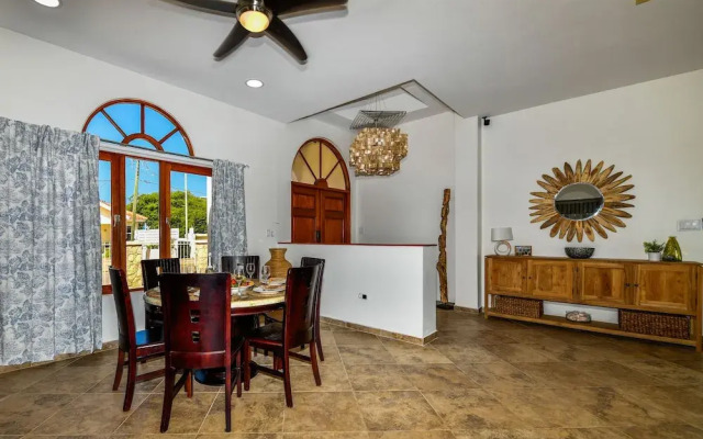 New! Ocean View With Rooftop Terrace in Malmok!