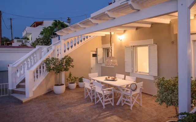 Rodanthi Hospitality