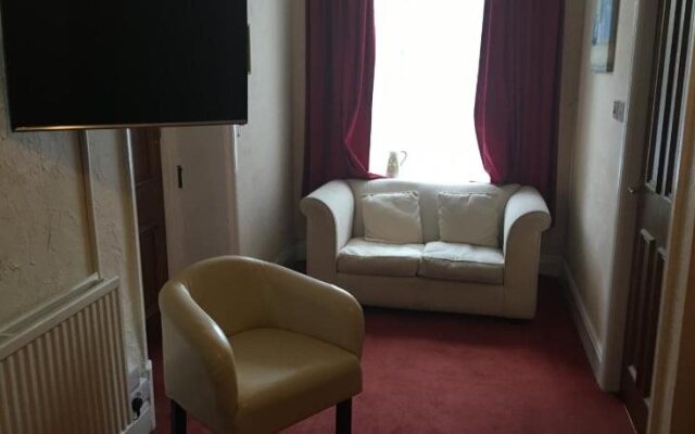 George Hotel