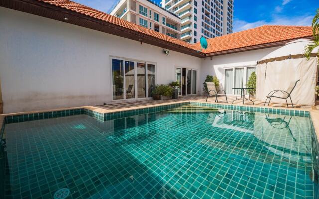 Majestic Pool Villa by Pattaya Sunny Rentals