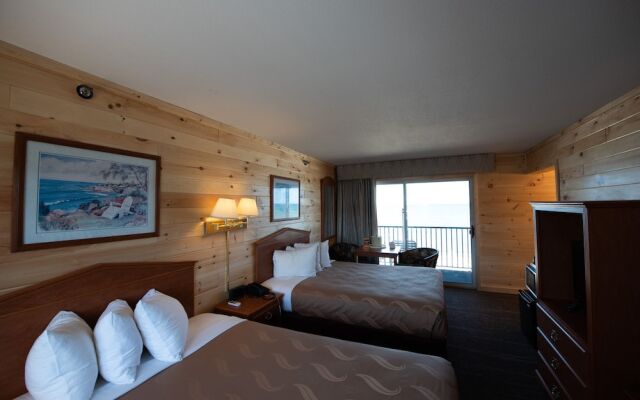 Blue Water Beachfront Hotel & Waterpark