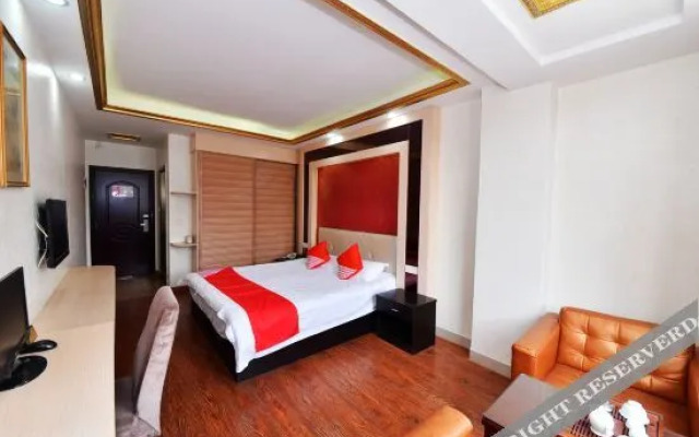Wanlong Business Hotel