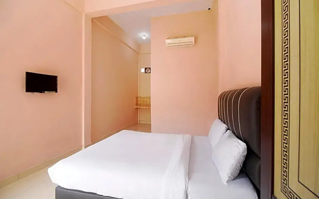 OYO Life 2888 Nayni Kost