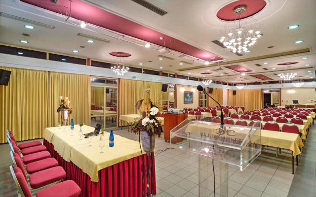 Angelika Pallas Hotel