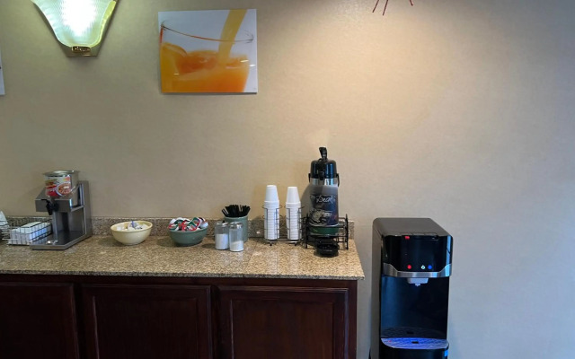 Americas Best Value Inn Pharr