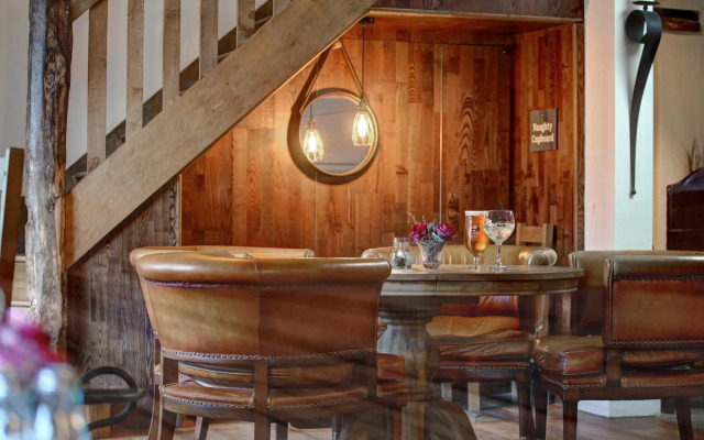 Lakes Spa Apartments