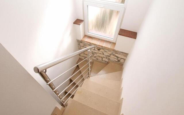 Apartments Kristina 1531