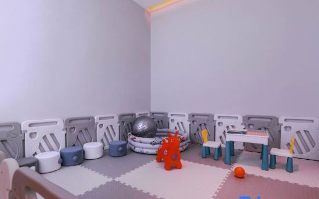 Jiulong Yipin Hotel (Pingba South Station District Government)