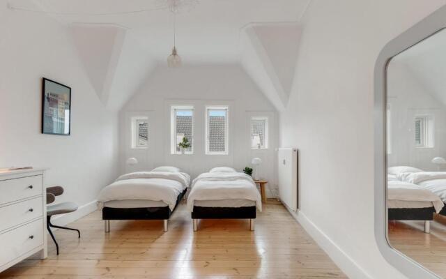 250 Sqm Smack Bang in the Center of Copenhagen