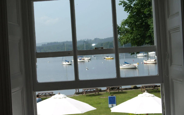 Wateredge Inn- The Inn Collection group