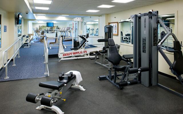 Holiday Inn Express & Suites Pittsburgh West - Greentree by IHG