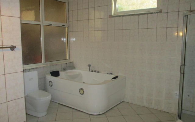 Asham Africa Hotel and Resort