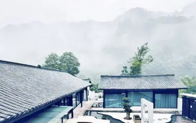 Emeishan Liangchu Tiansi Tang Homestay