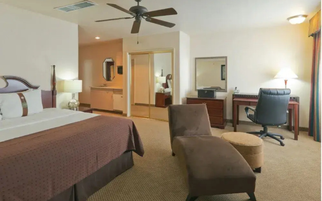 Holiday Inn Selma-Swancourt