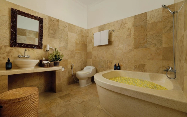 5 Bedroom Villa in Ubud with Jungle view – Bathroom – Ubud