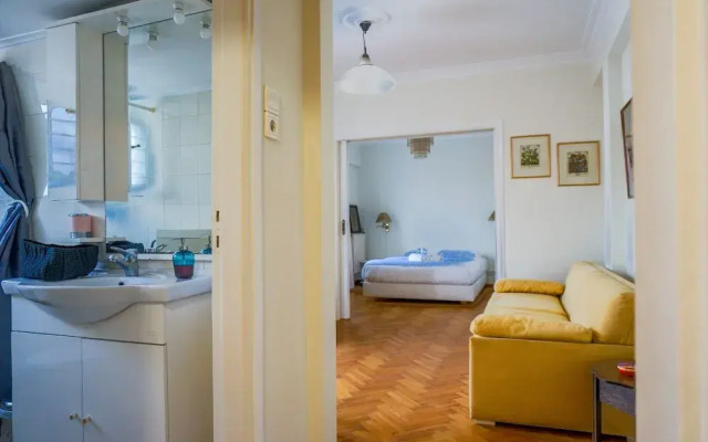 Paradise 7 1BR apt in Plaka