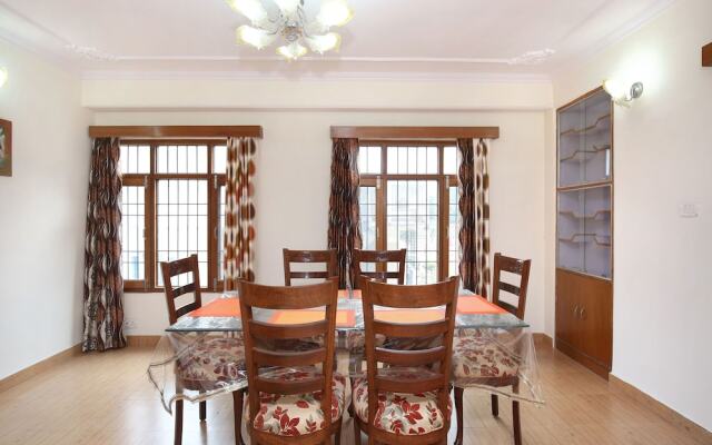 OYO 15381 Home Luxurious 3BHK City View Vikas Nagar