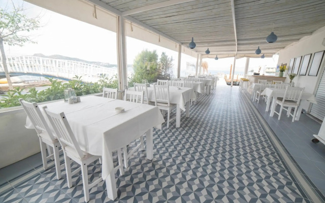 Palmiye Beach & Rest