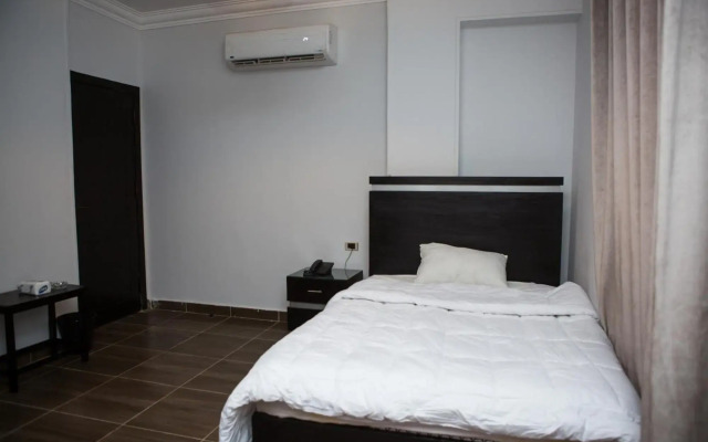 Hayat Pyramids View Hotel