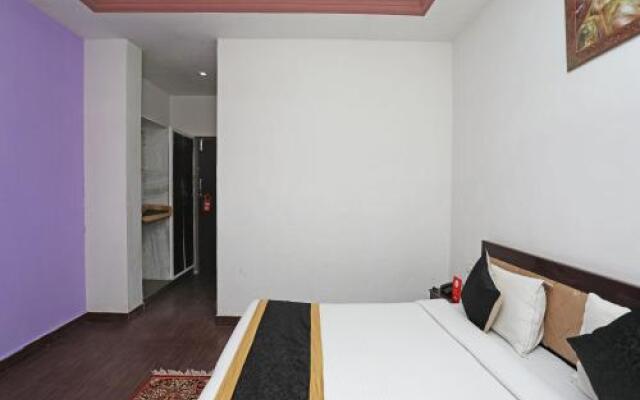 OYO 9984 Hotel Shiv Sagat