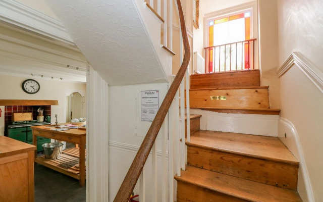 1 Dormer Villas