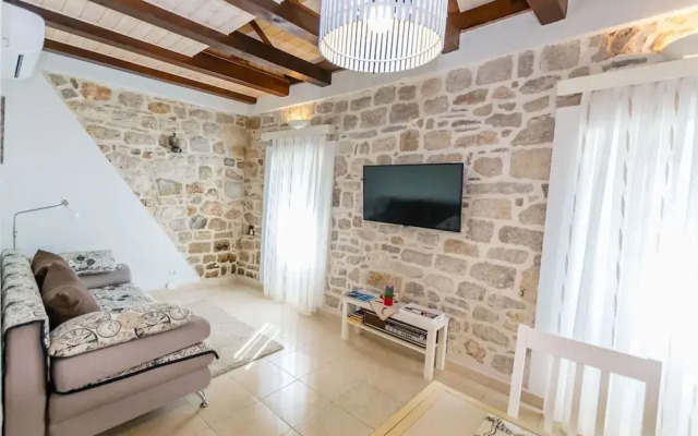 Apartments La Perla