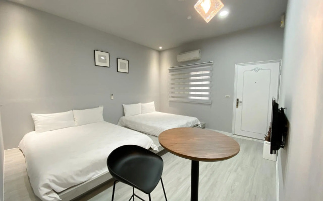Tourist Home B&B
