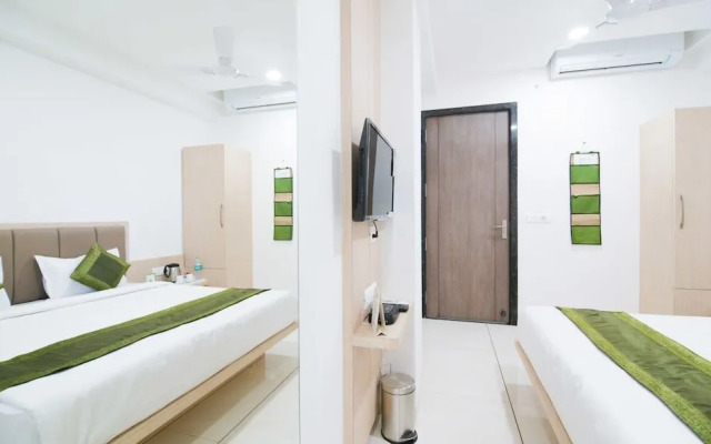 Treebo Avadh Residency