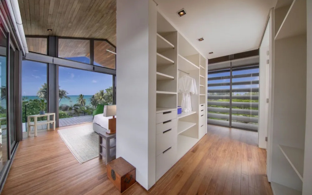 Villa Aqua