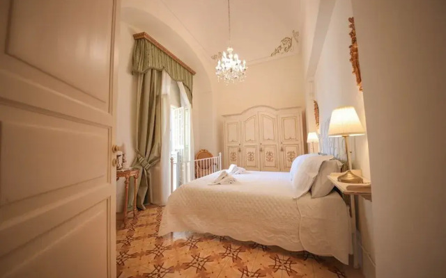 Historical Stella Apartment In Puglia