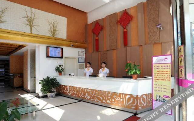 Clivia Miniata Hotel