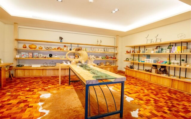Bay Forest Boutique Hotel
