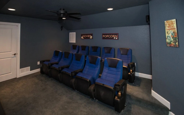 Count Your Blessings - 9 Br Home