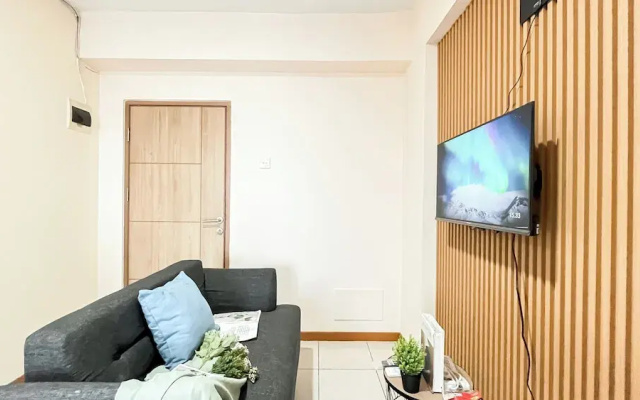 Basic 2Br Apartment At Green Palm Residence