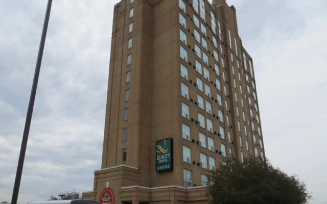 Four Points by Sheraton Toronto Airport East