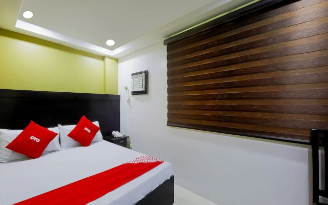 OYO 862 Jqv Hotel (Vaccinated Staff)