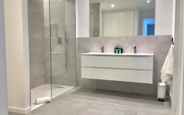 The View Luxury Vacation Apartment 5