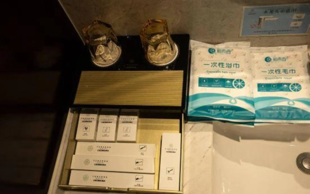 Yun Song Hotel